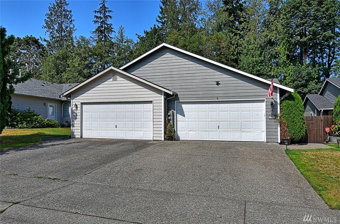 24 95th Ave - Photo 1