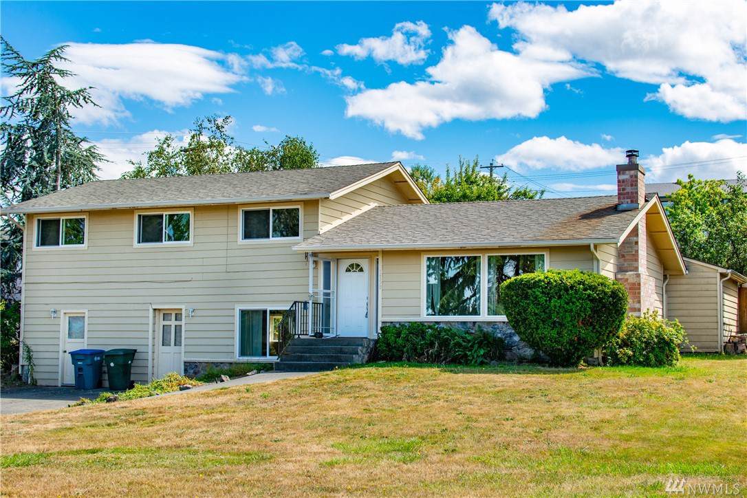 1158 Olympus Ave - Photo 1