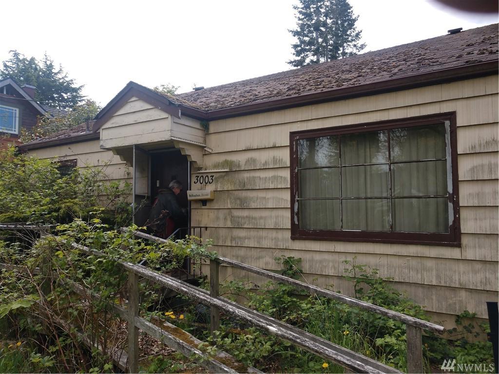 3003 Elizabeth St - Photo 1