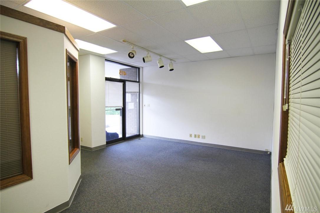 415 Mission St - Photo 1