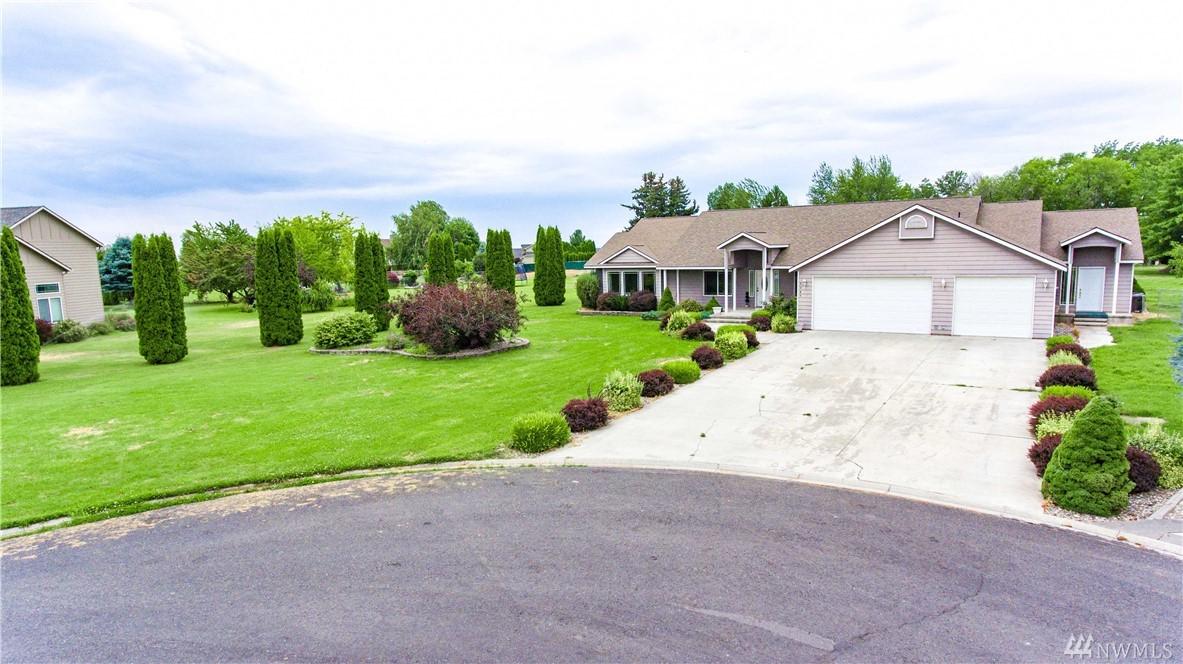 5548 Lorri Lane - Photo 1