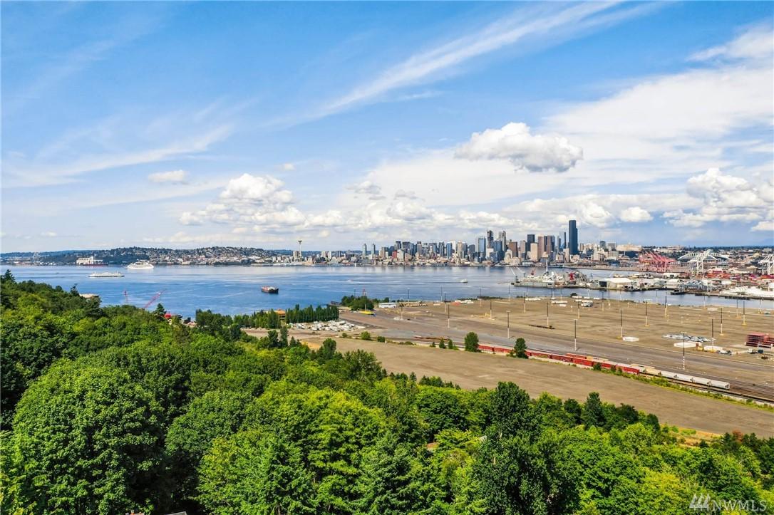 3053 33rd Ave - Photo 1