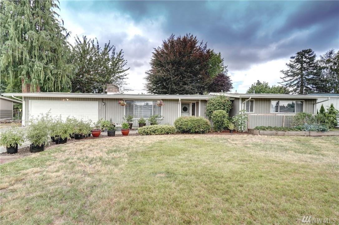 1323 9th Ave - Photo 1