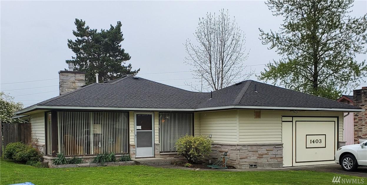 1403 Kelly Ave - Photo 1