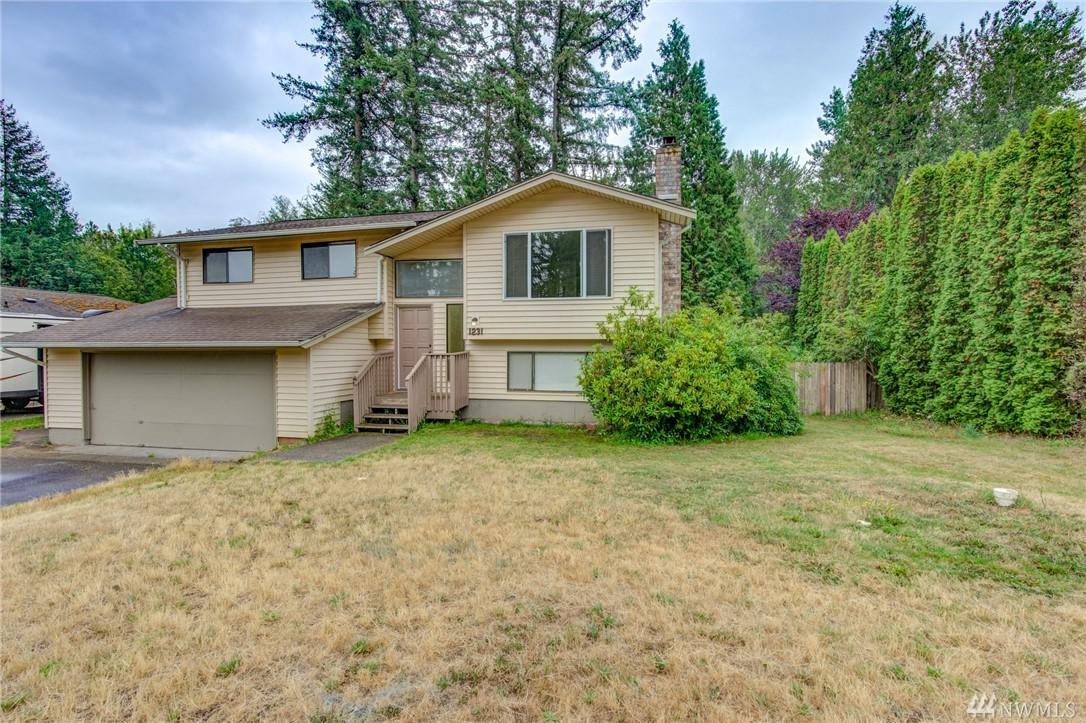 1231 Deer Creek Dr - Photo 1