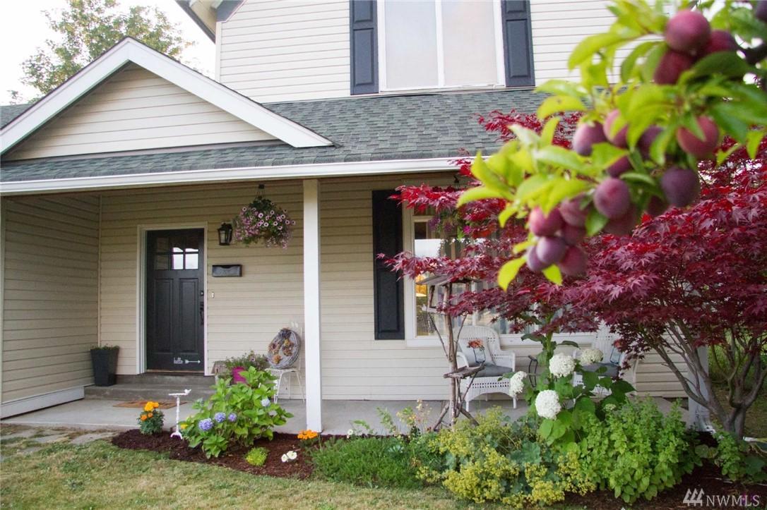 704 Glenning St - Photo 1