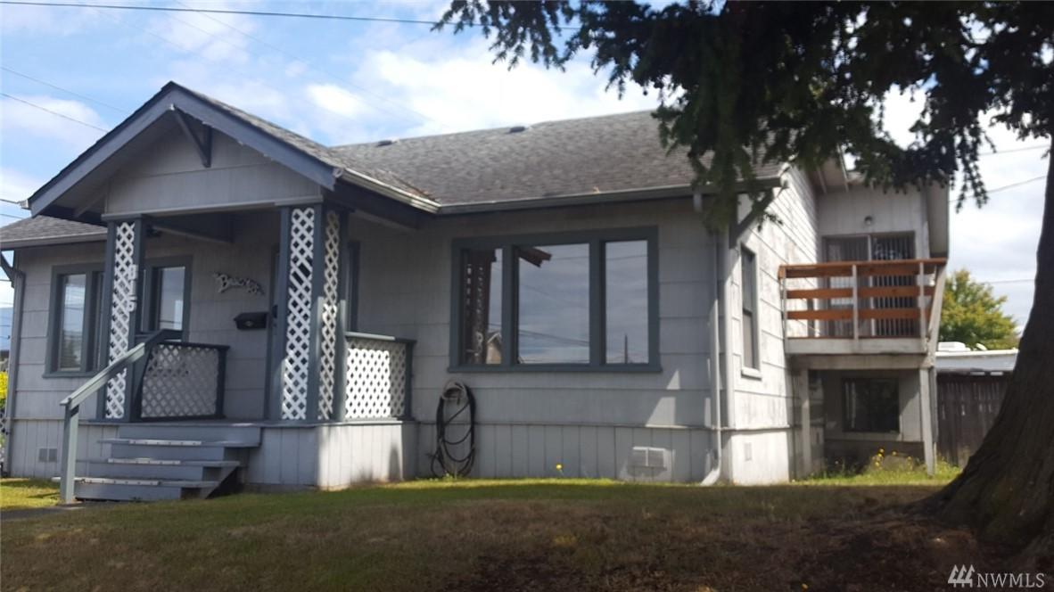 815 Chase St - Photo 1