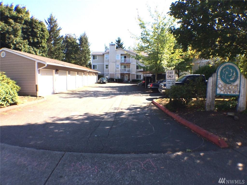 3715 182nd St - Photo 1