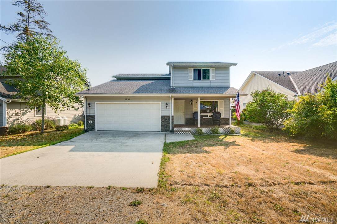 1240 Nimitz Dr - Photo 1
