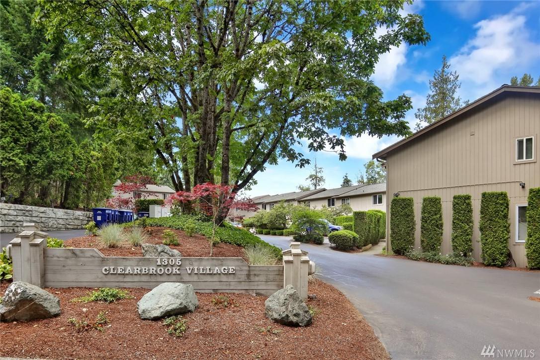 1305 Clearbrook Dr - Photo 1