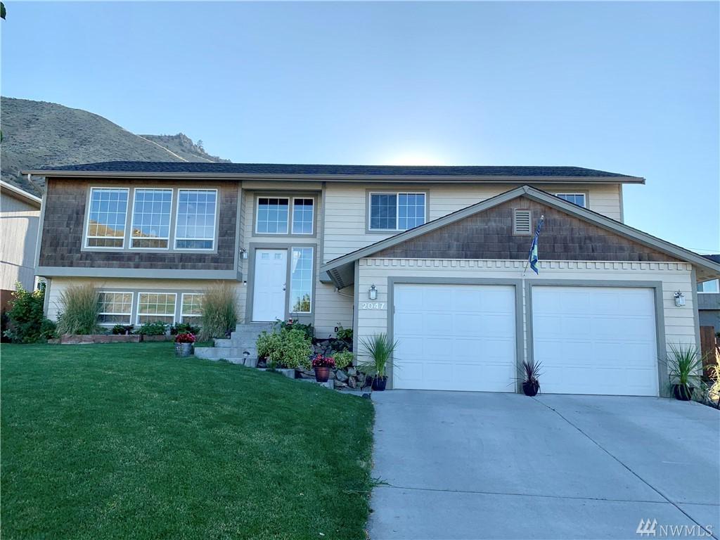 2047 Lasso Dr - Photo 1
