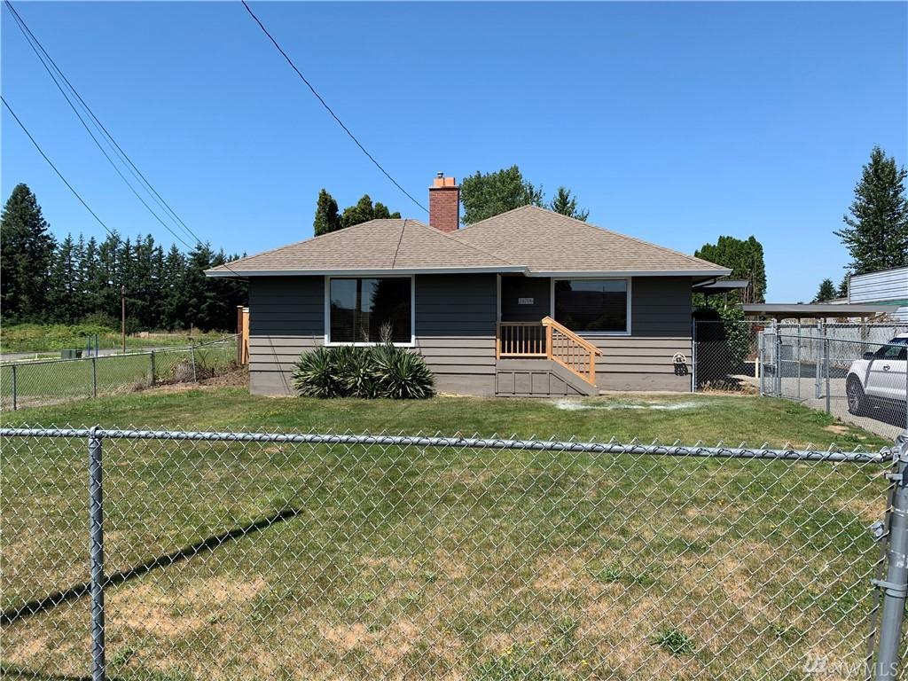 24706 448th St - Photo 1