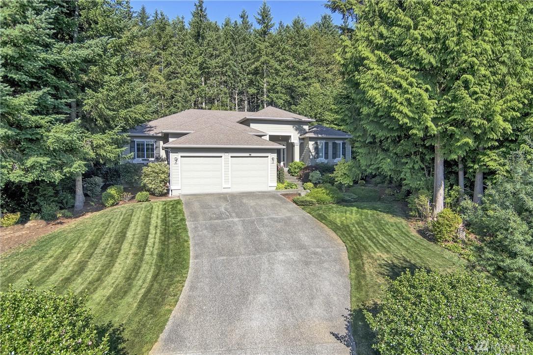 221 Mt Constance Wy - Photo 1
