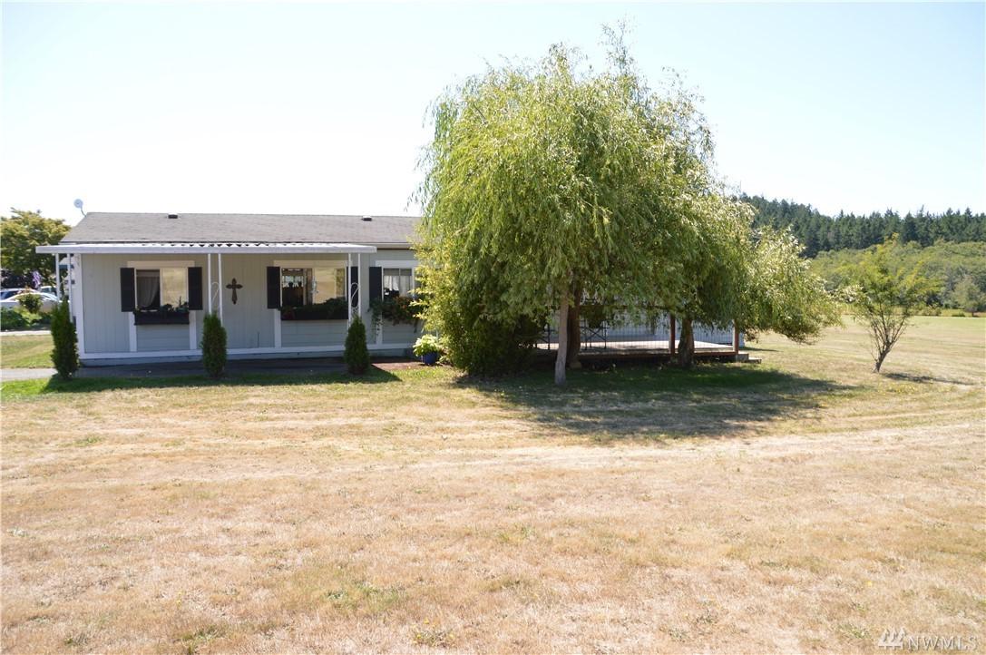 1785 Douglas Rd - Photo 1