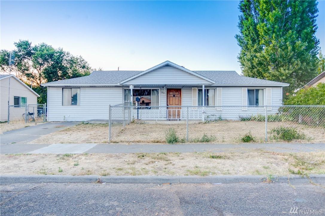 912 Alderwood Dr - Photo 1