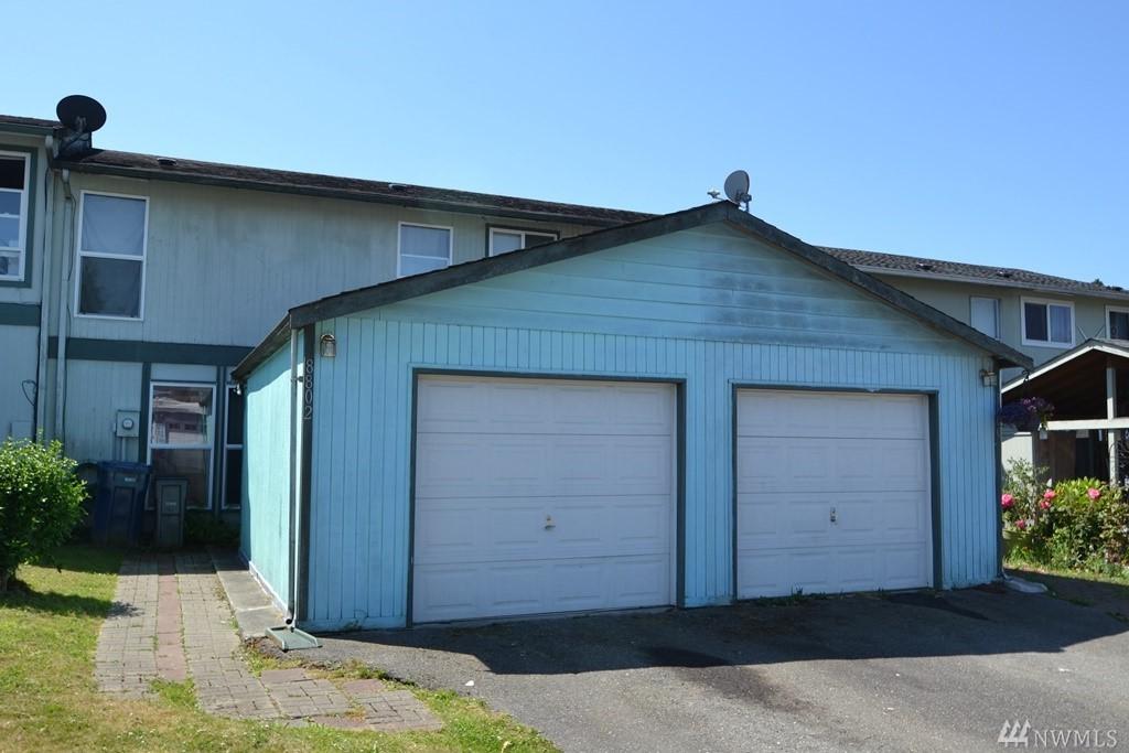 8802 12th St - Photo 1