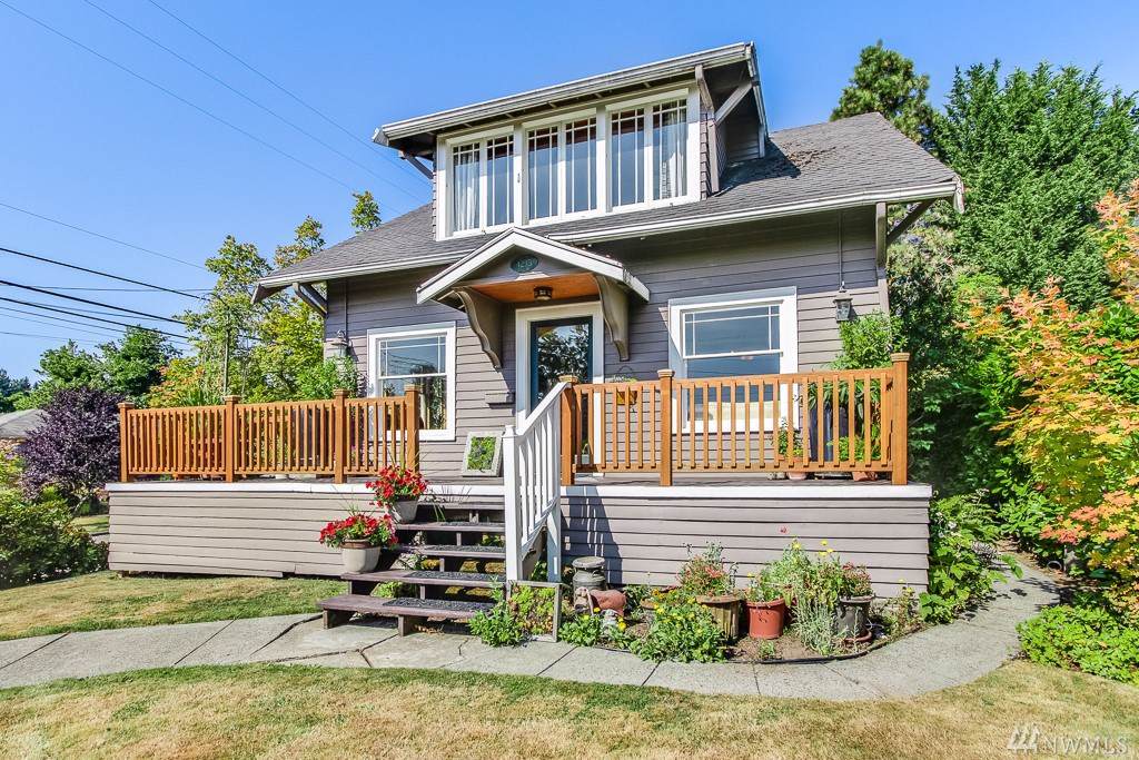 4235 51st Ave - Photo 1