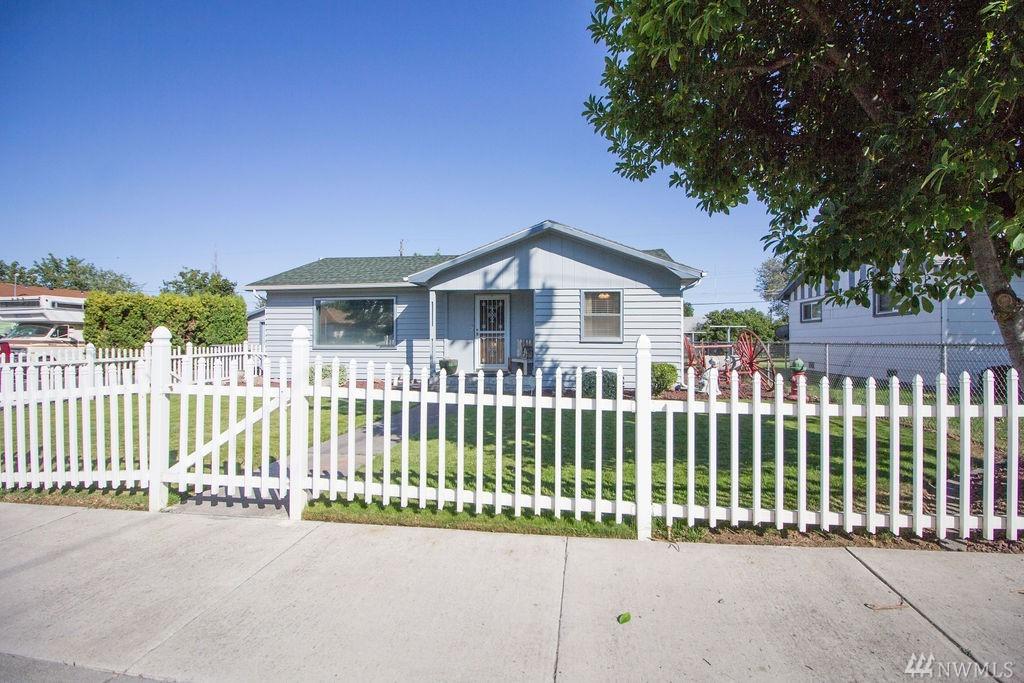 2115 W Peninsula Dr - Photo 1