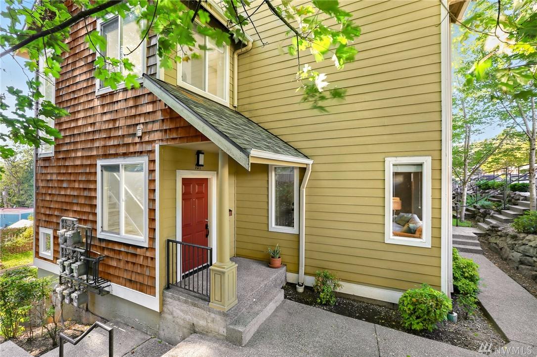 13005 64th Ave - Photo 1