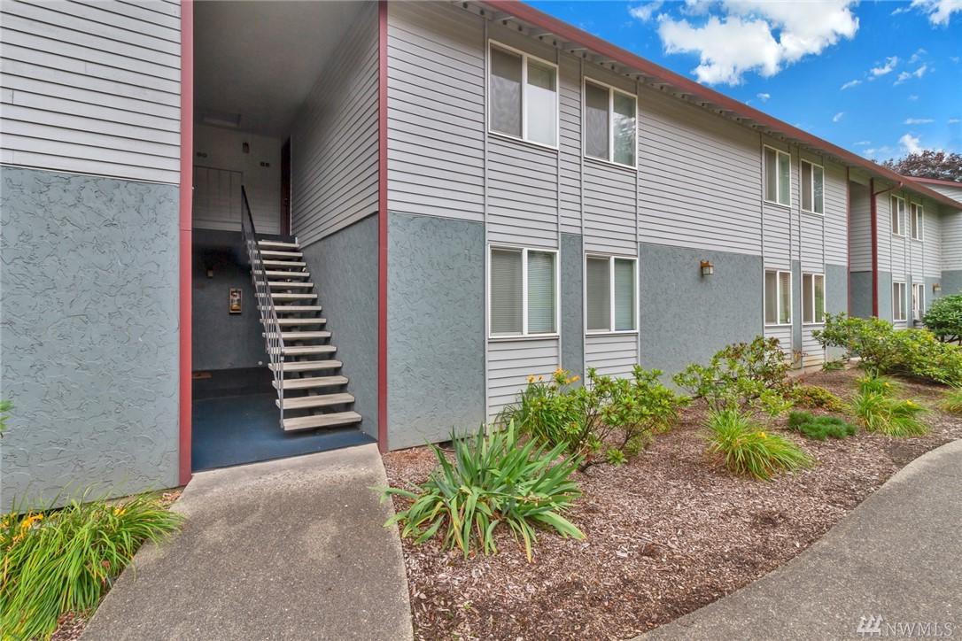 1872 Central Place - Photo 1