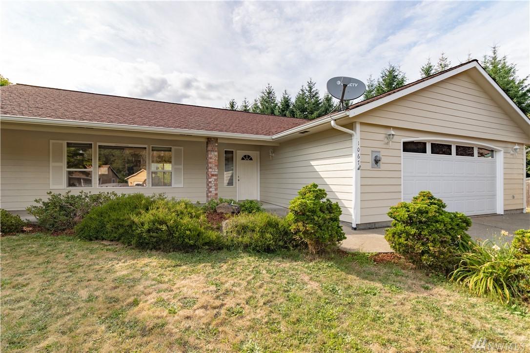 1067 Marsala Ave - Photo 1