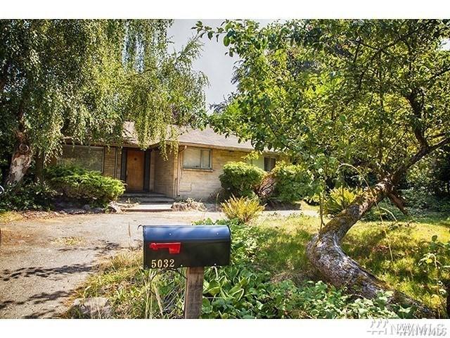 5032 30th Ave - Photo 1
