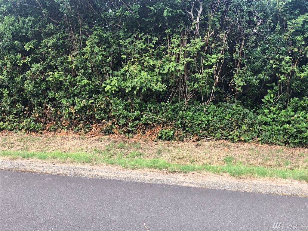 626 Itswoot Ave - Photo 1