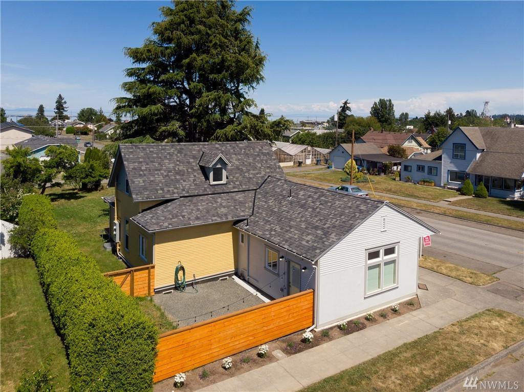 524 Cherry St - Photo 1