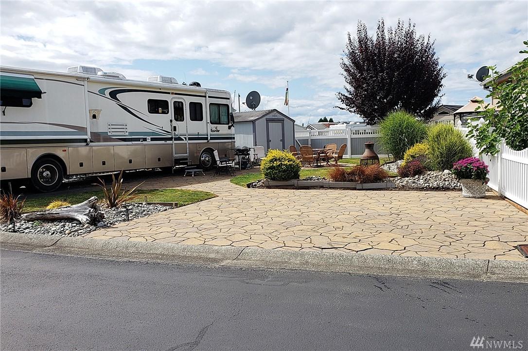 4751 Birch Bay Lynden Rd - Photo 1