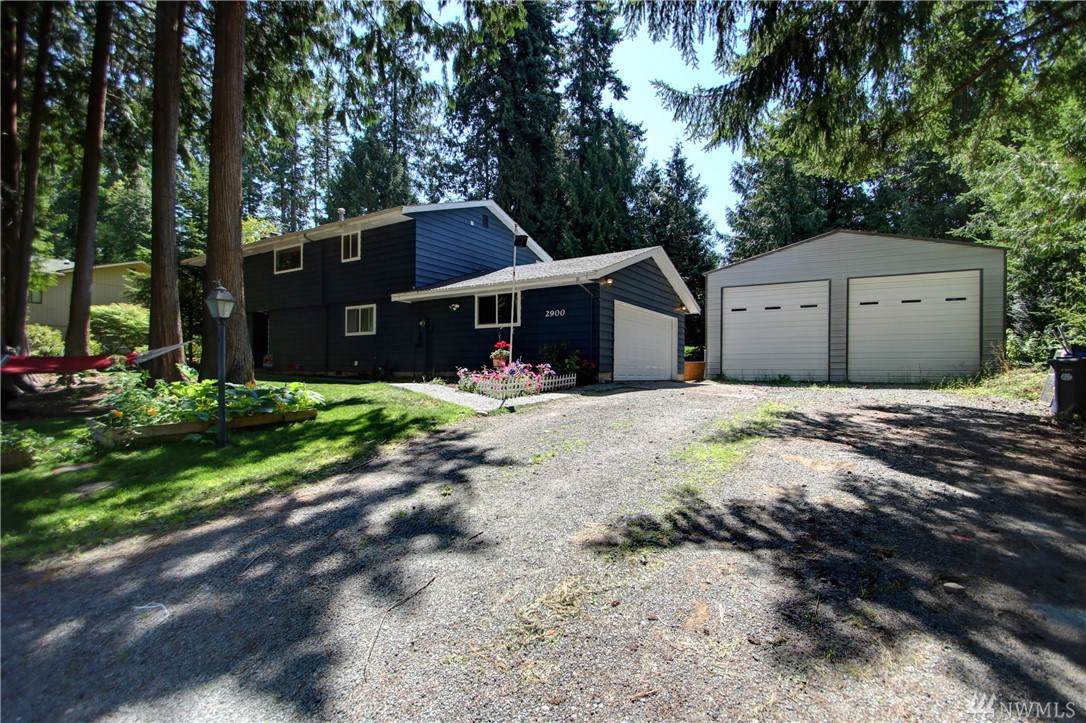2900 Iroquois Dr - Photo 1