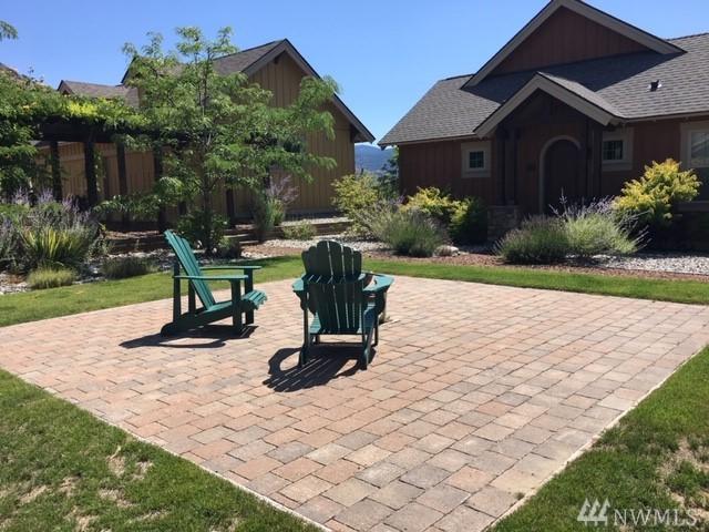 102 Village Way Wy - Photo 1