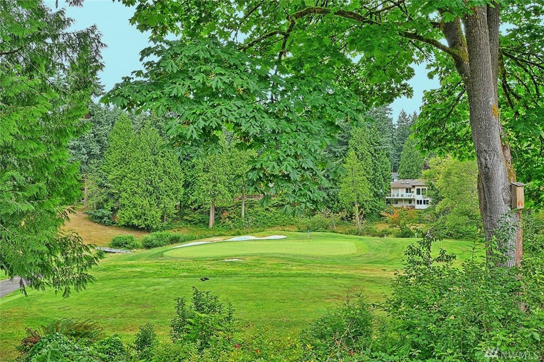 15000 Village Green Dr - Photo 1