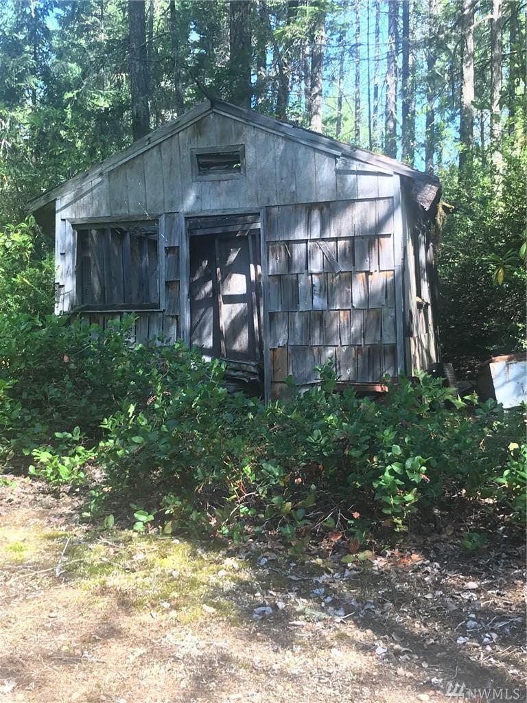 1220 Collins Lake Dr - Photo 1