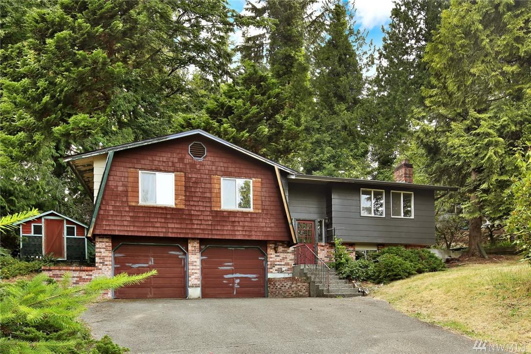 1326 Birch St - Photo 1
