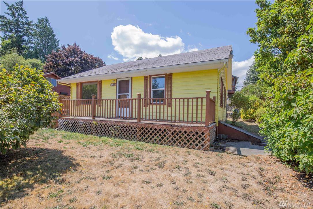 335 Bertha Ave - Photo 1