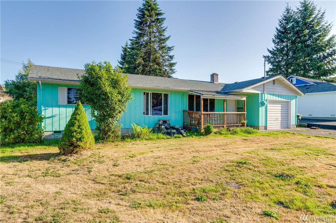 412 Hawthorne St - Photo 1