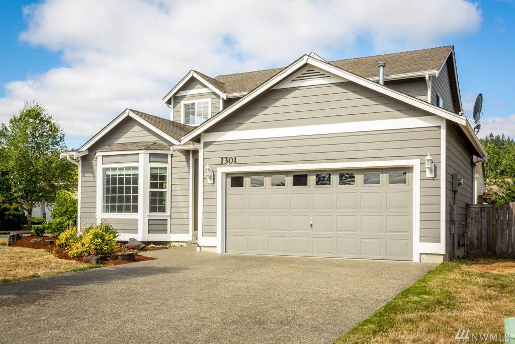 1301 Mellinger Ave - Photo 1