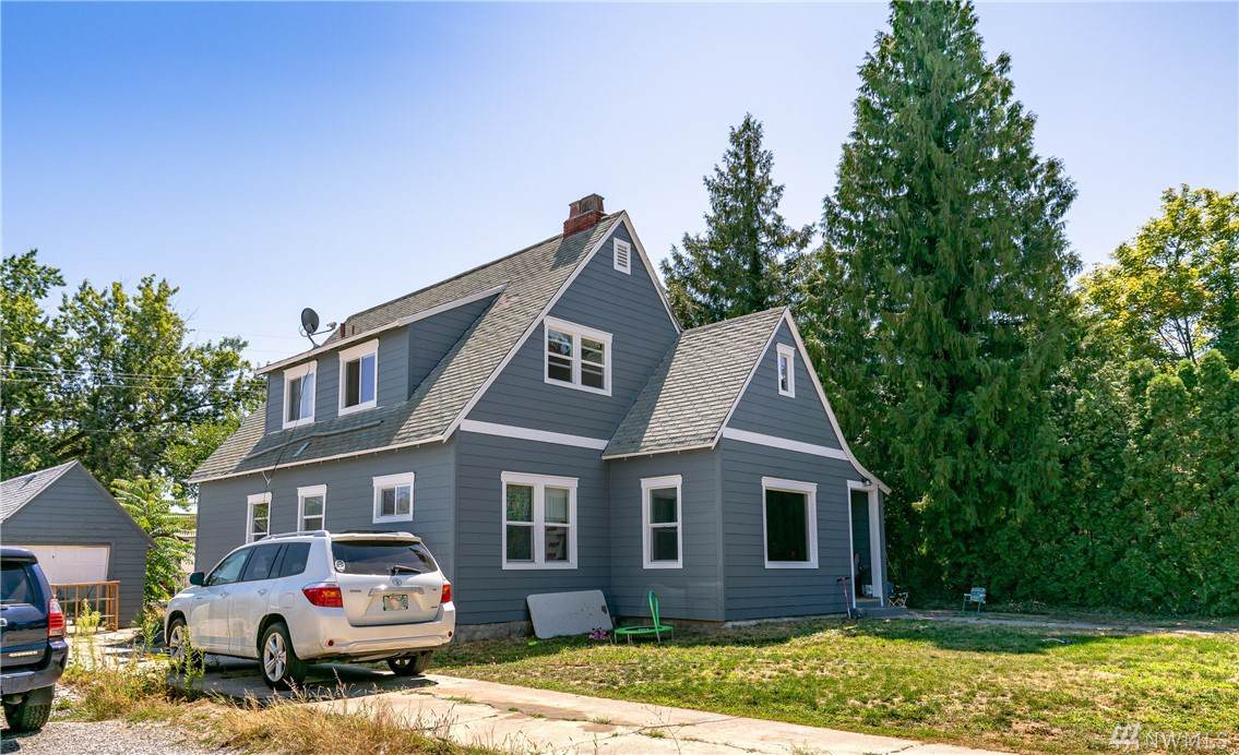 21 Franklin Ave - Photo 1