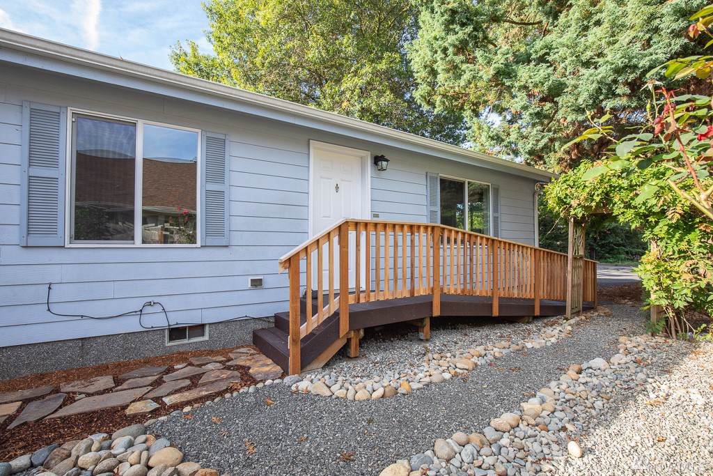 115 Kelsey St - Photo 1