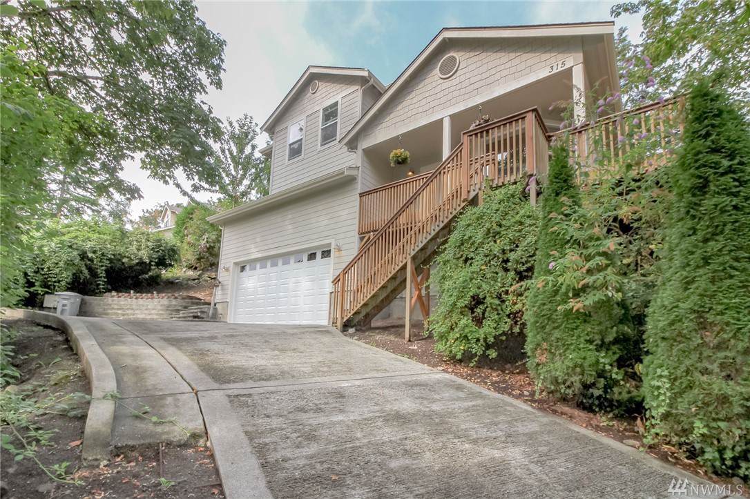315 Stevens Ave - Photo 1