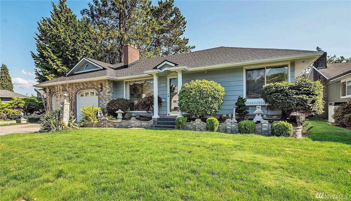 2849 Maple St - Photo 1