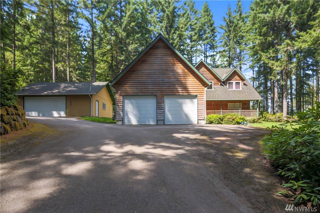 6448 Glenwood Rd - Photo 1