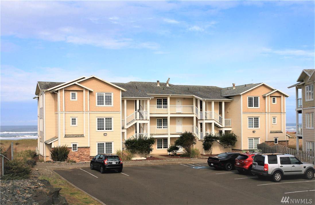 1600 Ocean - Photo 1