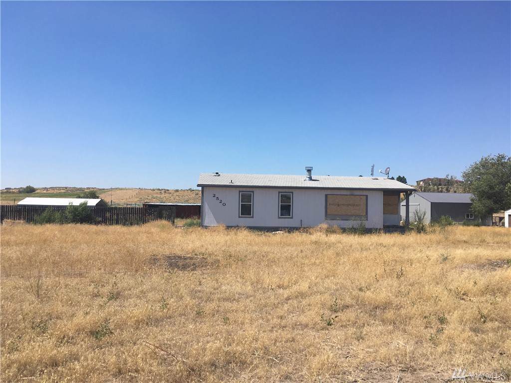 2520 Rd E - Photo 1