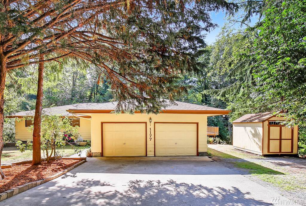 1177 Eastbrook Rd - Photo 1
