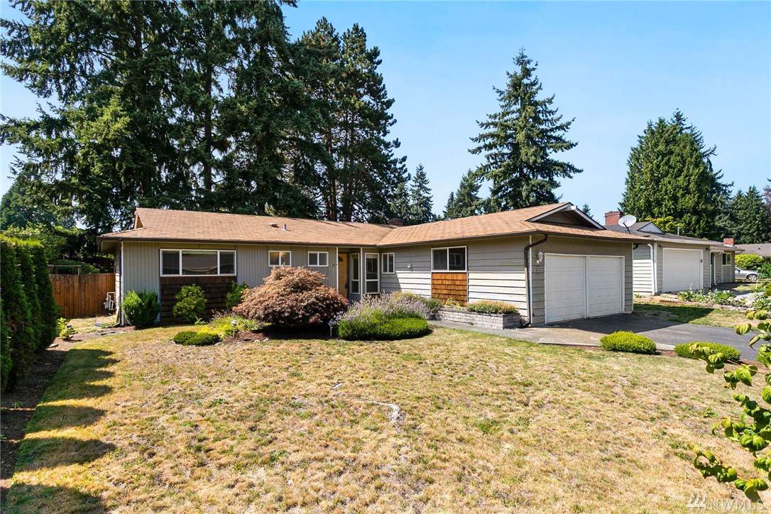 7203 123rd Ave - Photo 1