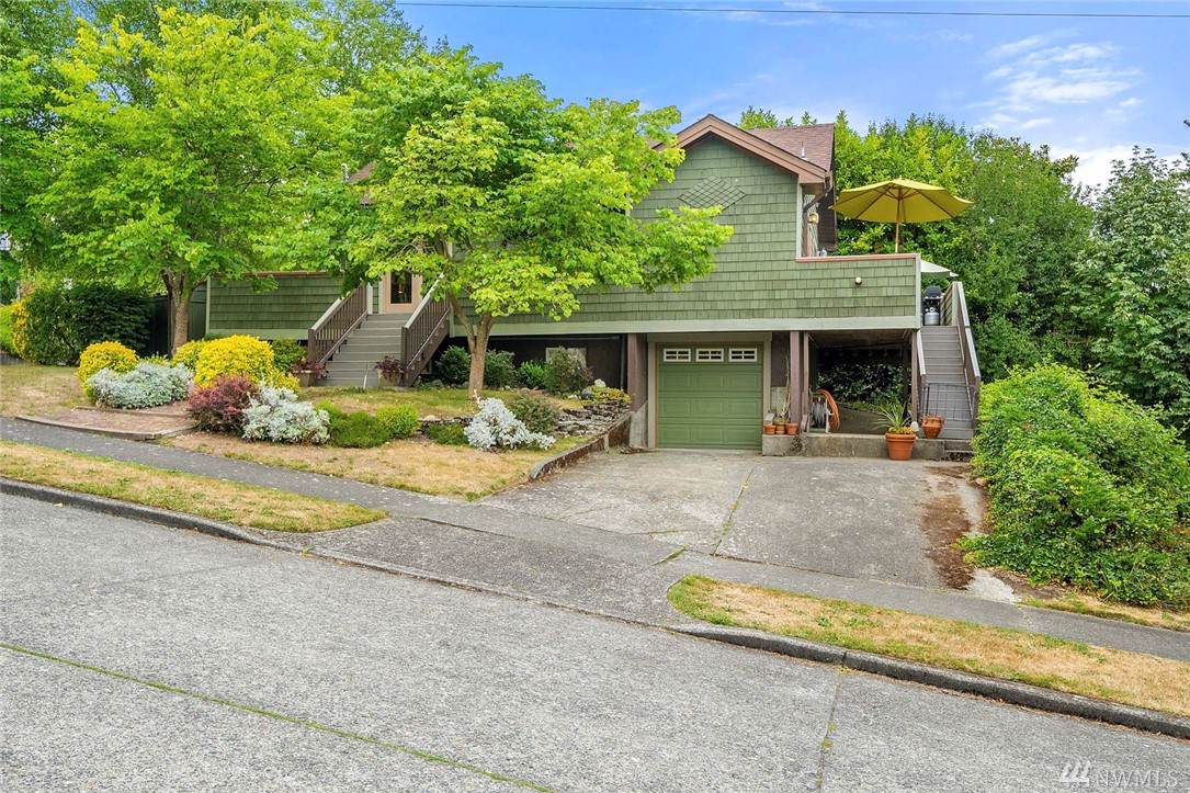 4438 48th Ave - Photo 1