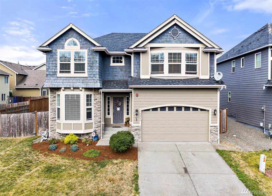 10083 185th Ave - Photo 1