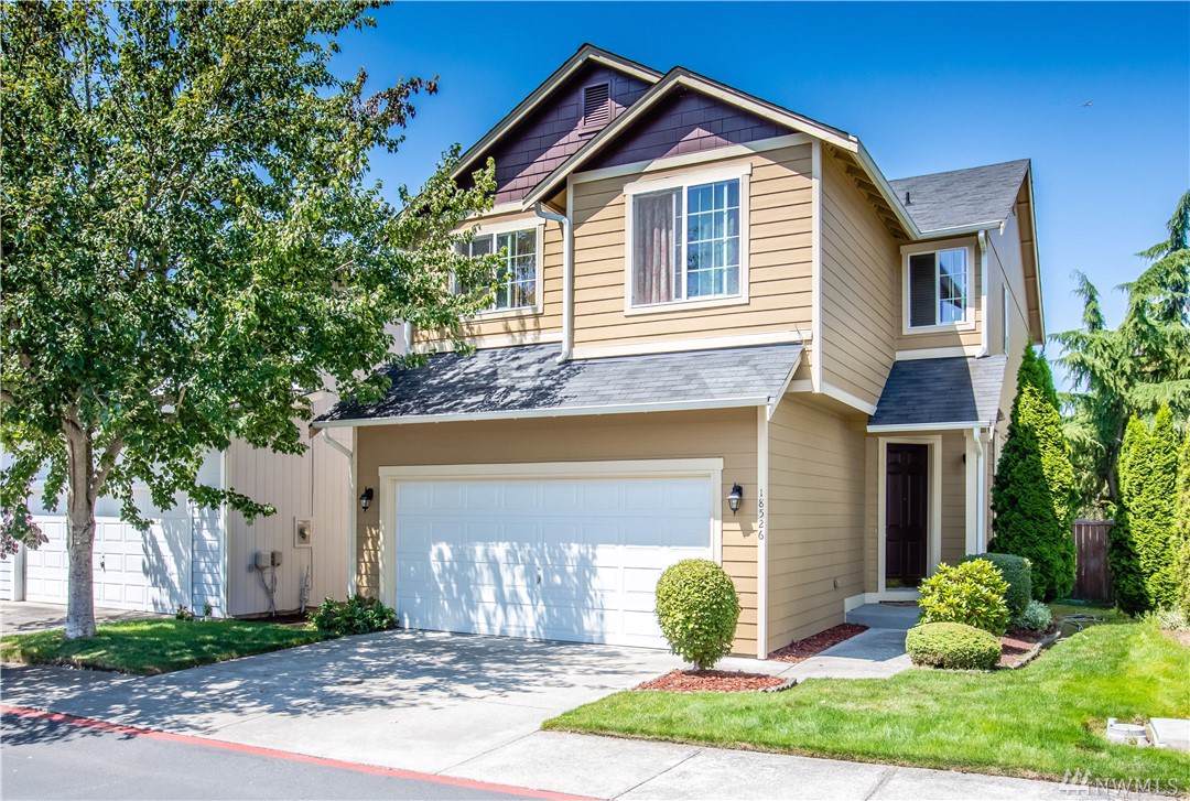 18526 100th Ave - Photo 1