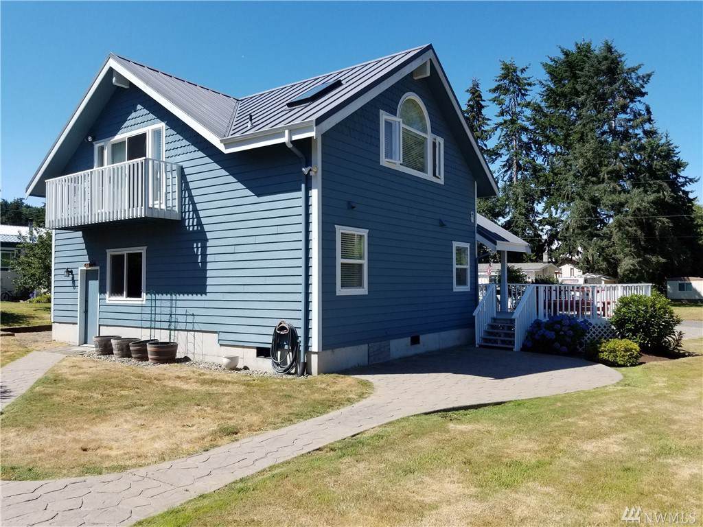 100 Hemlock St - Photo 1